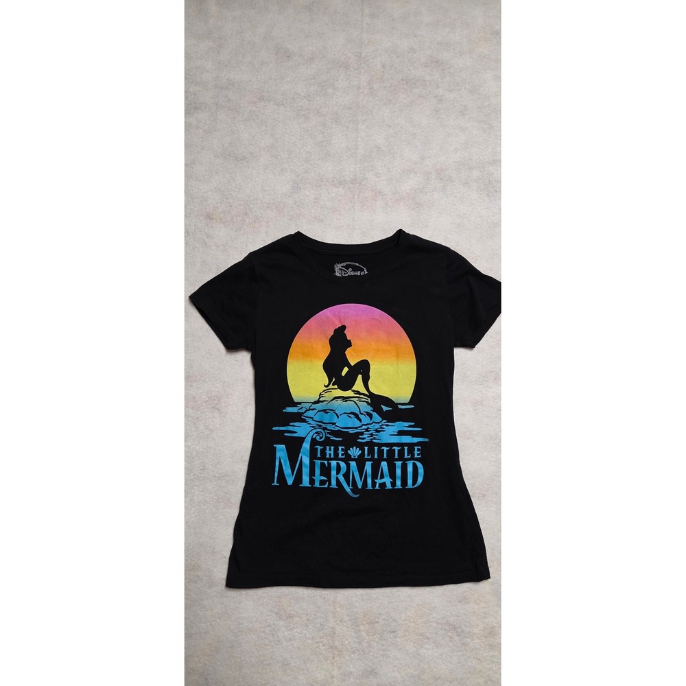 Disney The Little Mermaid Ariel Graphic Tee Size L Black Sunset Silhouette Shirt